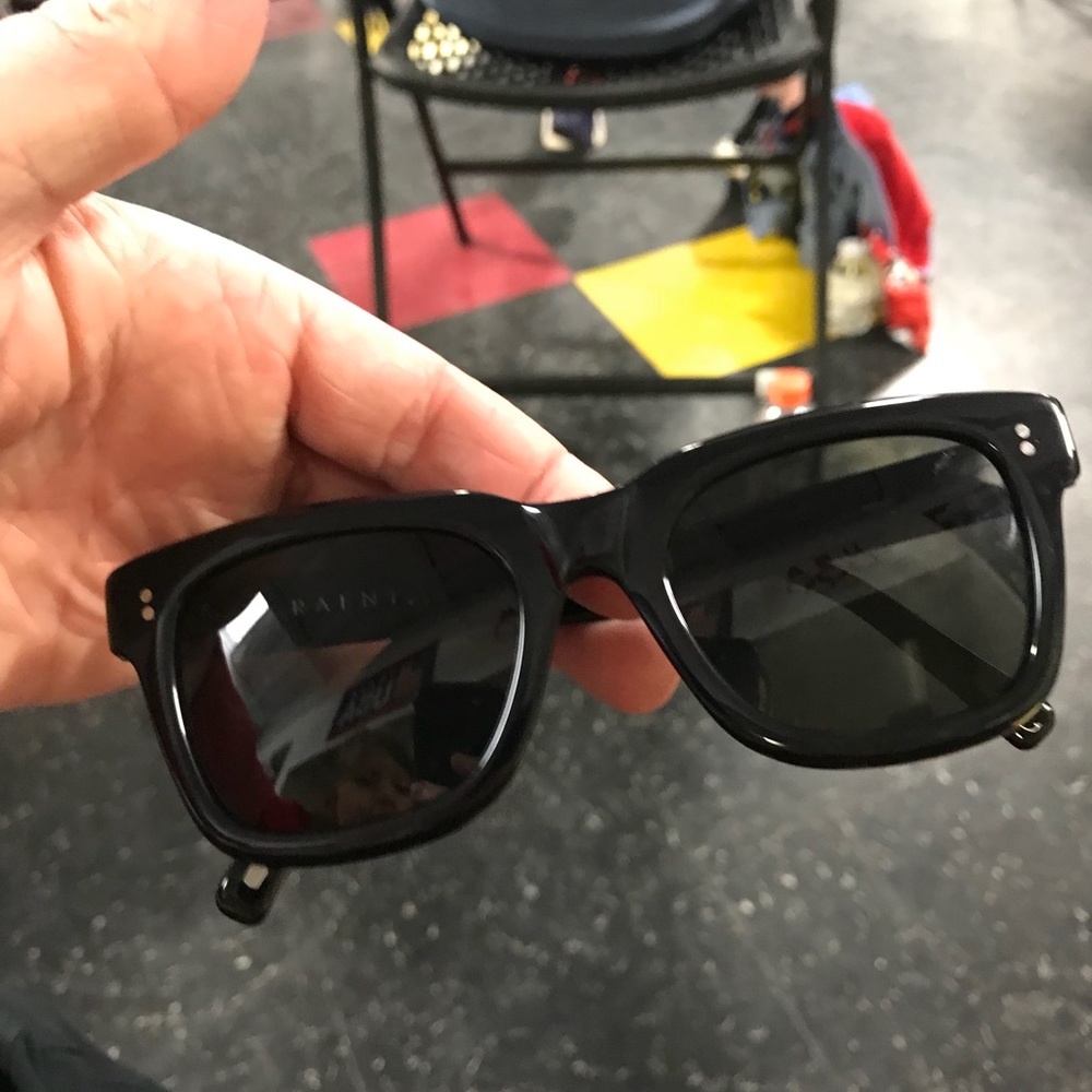 Unisex Raven Gilman Sunglasses